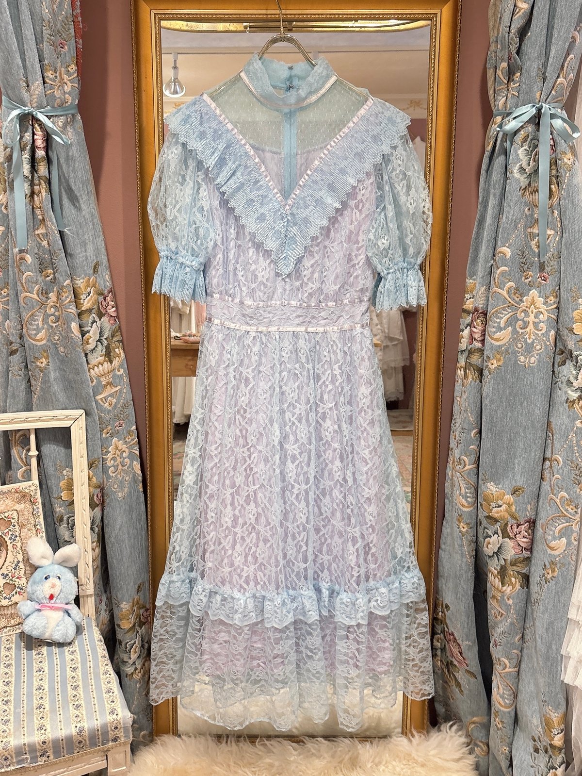 70s vintage right blue lace dress | HARDYS