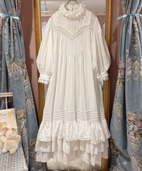 70s vintage flower embroidered white lace dress