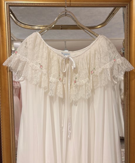 60s vintage big lace collar no sleeve gown dress
