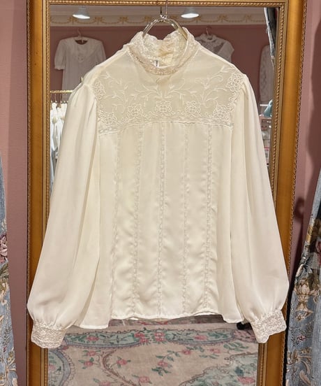 70s vintage high neck lace blouse