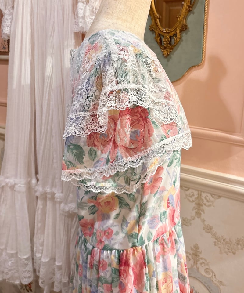 JESSICA McCLINTOCK GUNNE SAX vintage floral dre