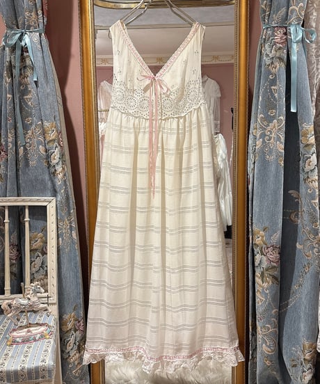 60s vintage satin ribbon no sleeve lace dress