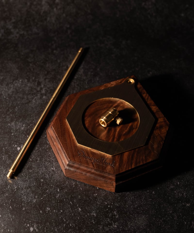 DAMAGE MARK × Geek Field _ ROL D-Stand