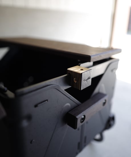 NODE SLOT5 "Brass"