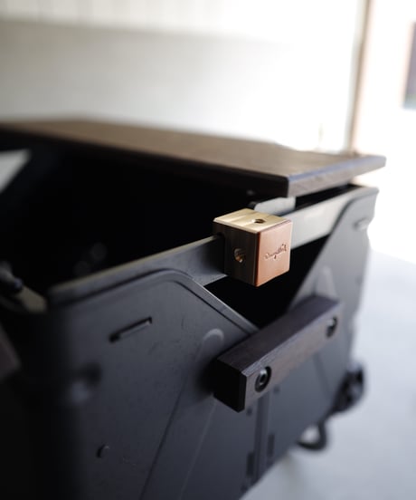 NODE SLOT5 "Brass"