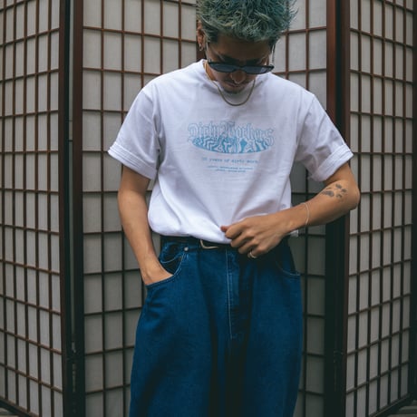 DWS 10YEARS GLOW IN THE DARK-PRINT TEE_WHITE※受注販売