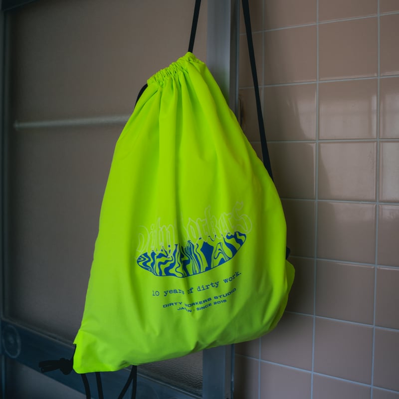 DWS 10YEARS NAPSACK_NEON YELLOW 大号(47cm×40cm)※受