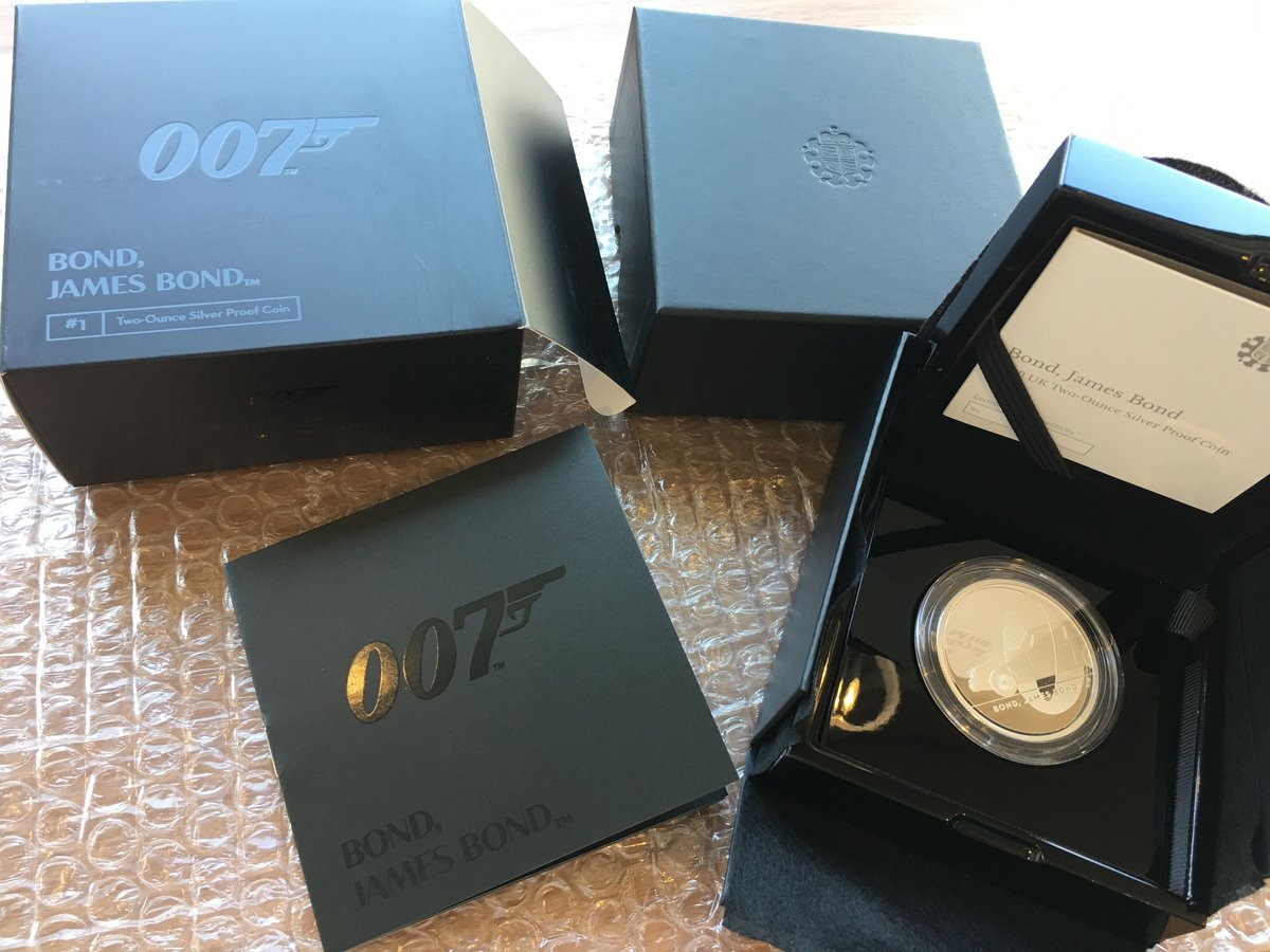 第1貨・2オンス銀貨】007 ジェームズ・ボンド 5ポンド銀貨 第1貨・2オンス銀貨】007 ジェームズ・ボンド 5ポンド銀貨
