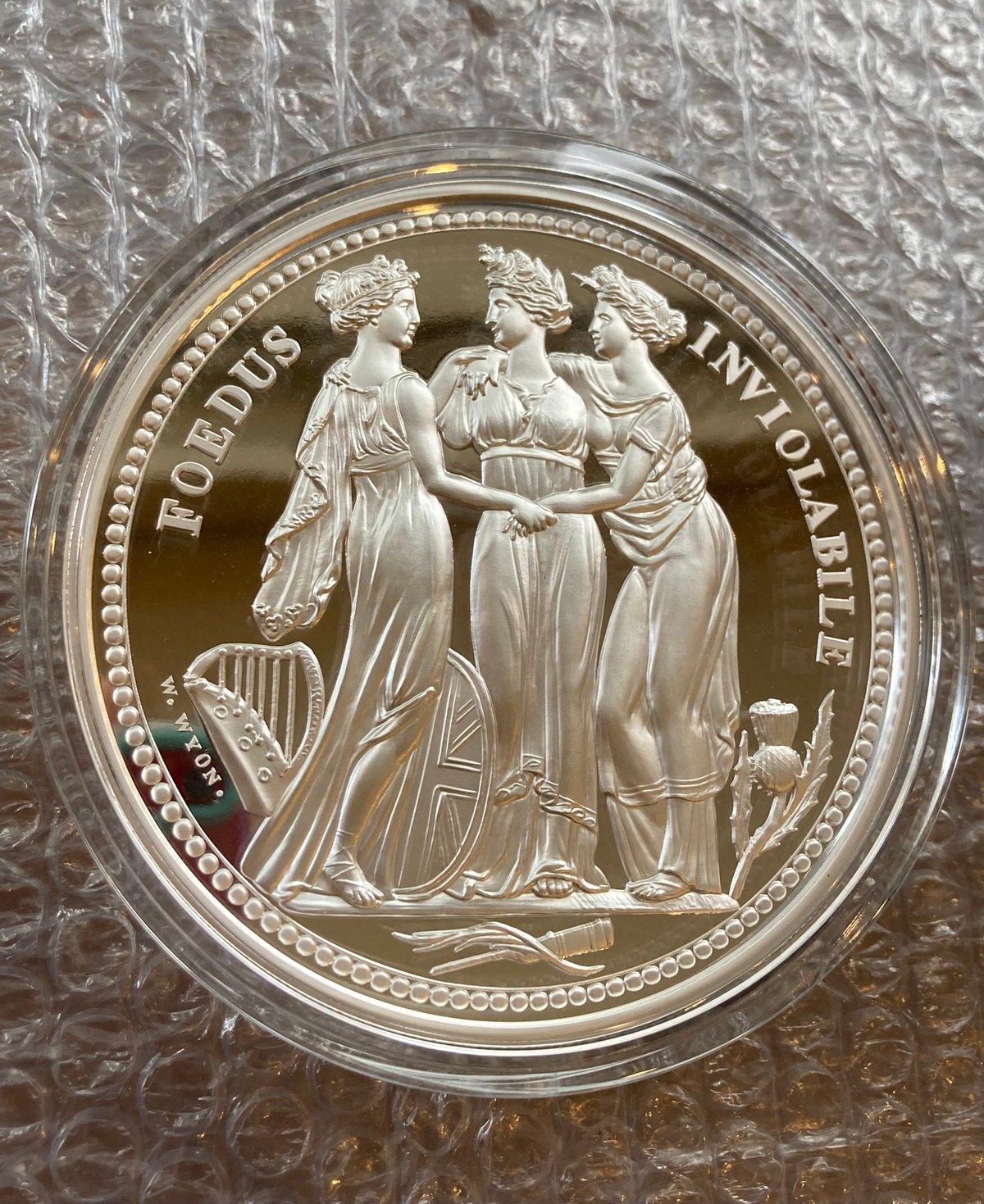 1kg スリーグレイセス 2020年 オルダニー島 1キログラム銀貨 発行150枚