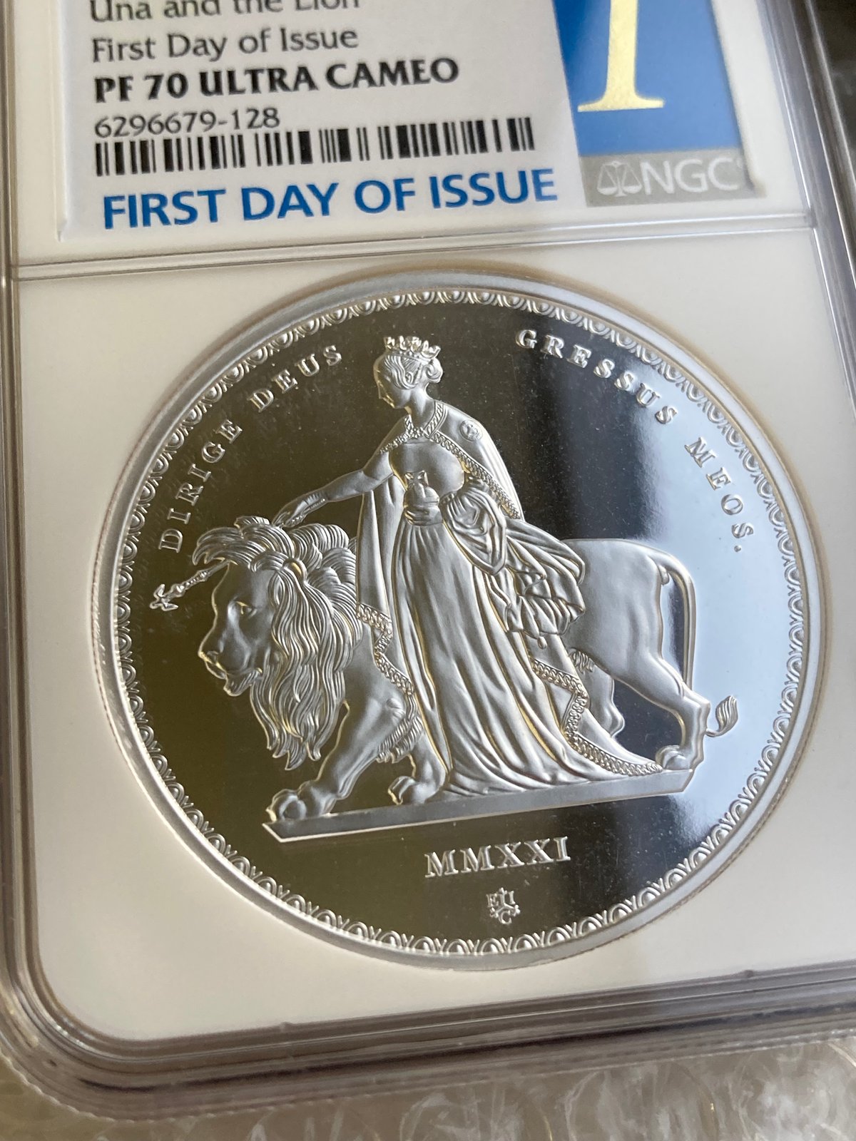 NGC鑑定PF70UC+FDI】 2オンス銀貨 ウナとライオン マスターピース版