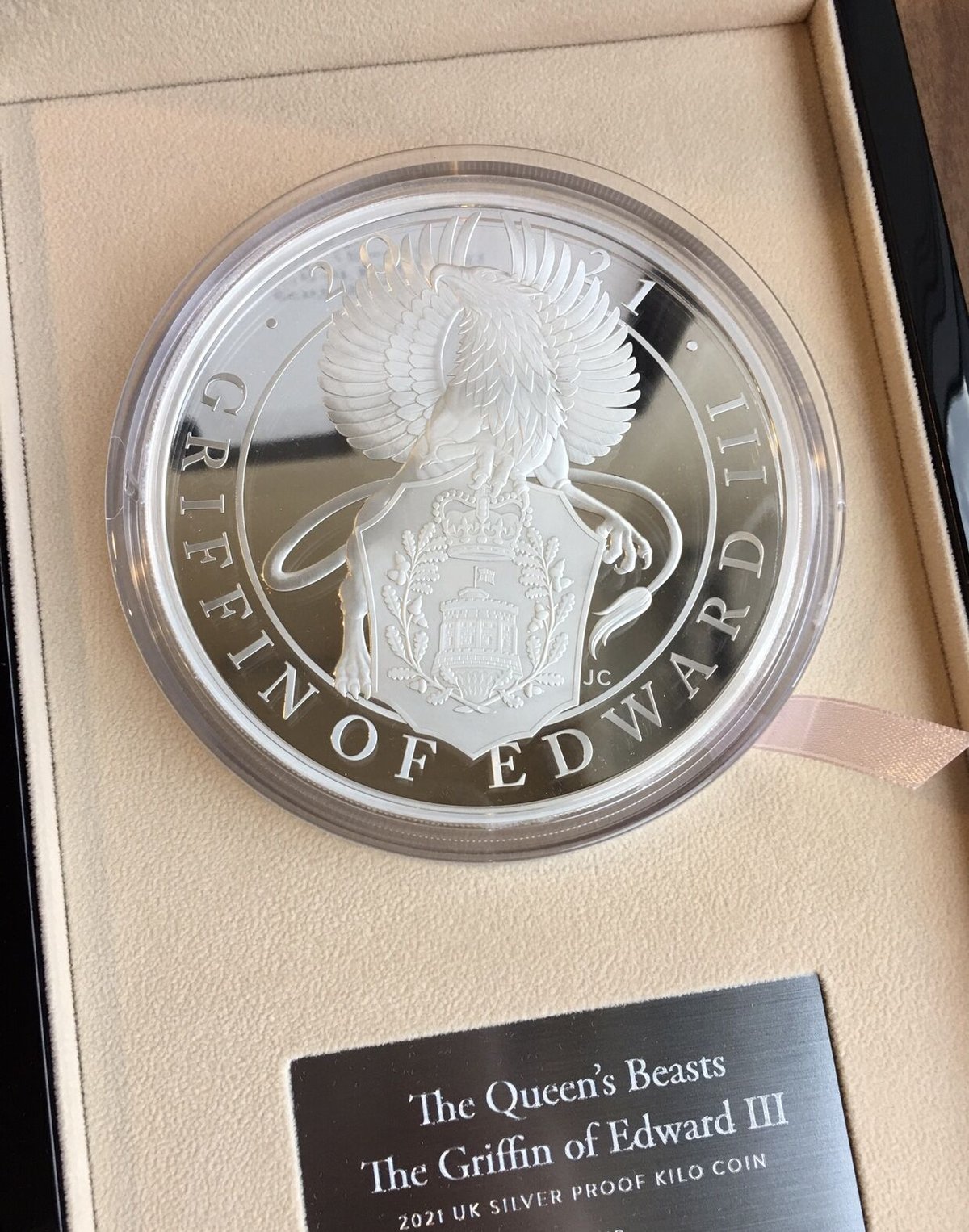 1kg銀貨】2021 エドワード3世のグリフィン クイーンズビーストシリーズ