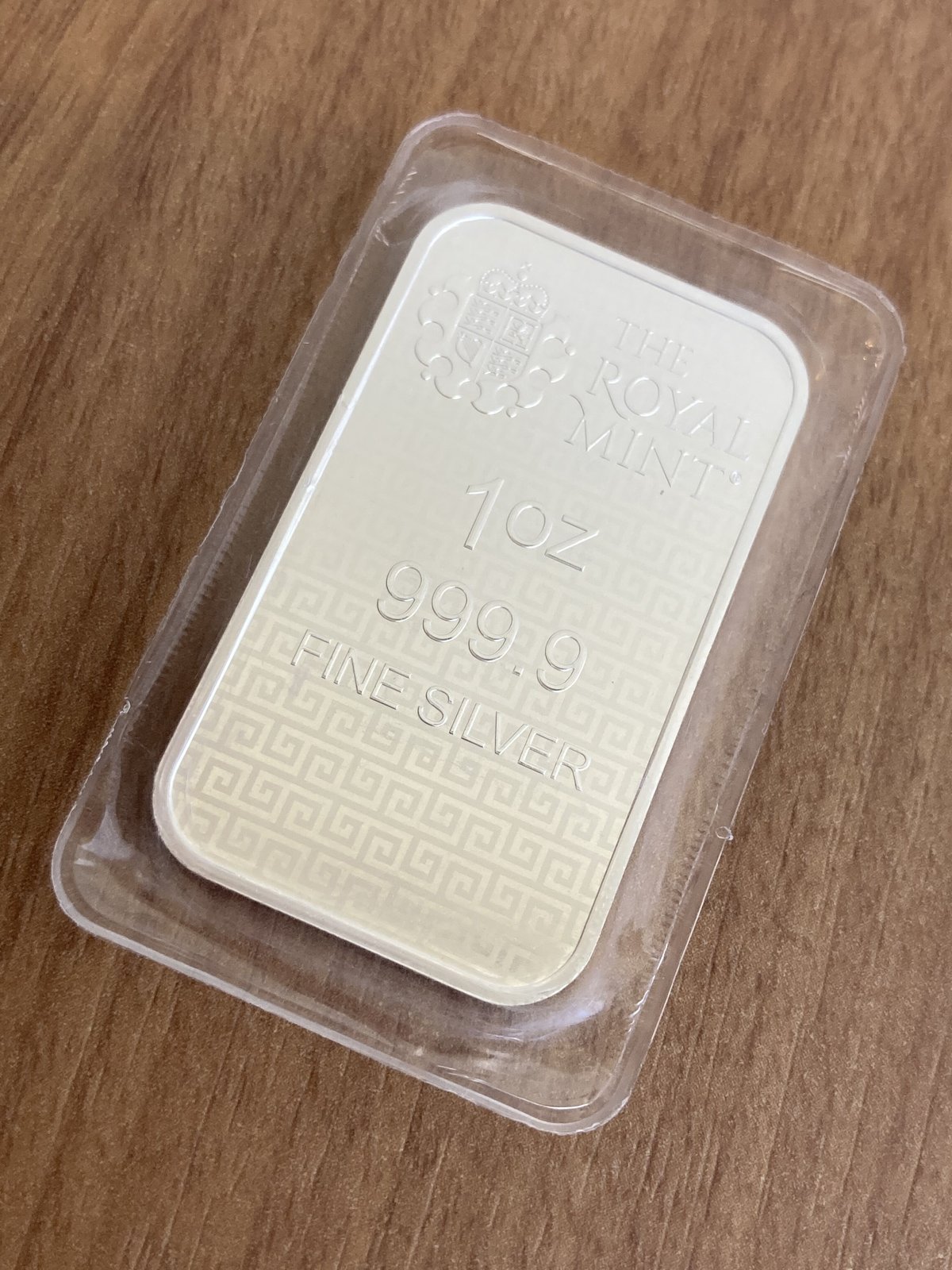ロイヤルミント スリーグレイセス シルバーバー 1オンス 1oz ロイヤルミント スリーグレイセス シルバーバー 1オンス 1oz