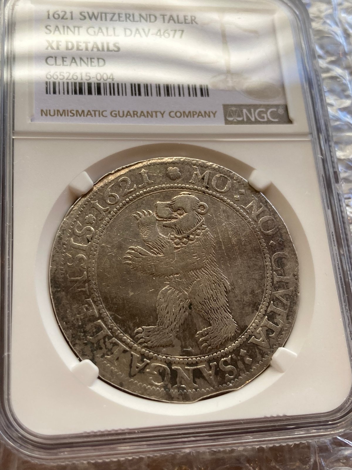 スイス 1621年 熊図 ベア 1ターラー銀貨 NGC鑑定XF Details Cleaned