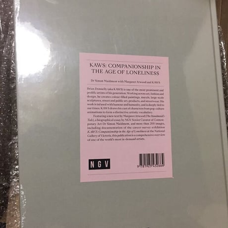 新品 KAWS NGV公式 アートビジュアルブック 日本未発売 カウズ 作品集　※東京・森アーツセンターギャラリーのグッズではありません