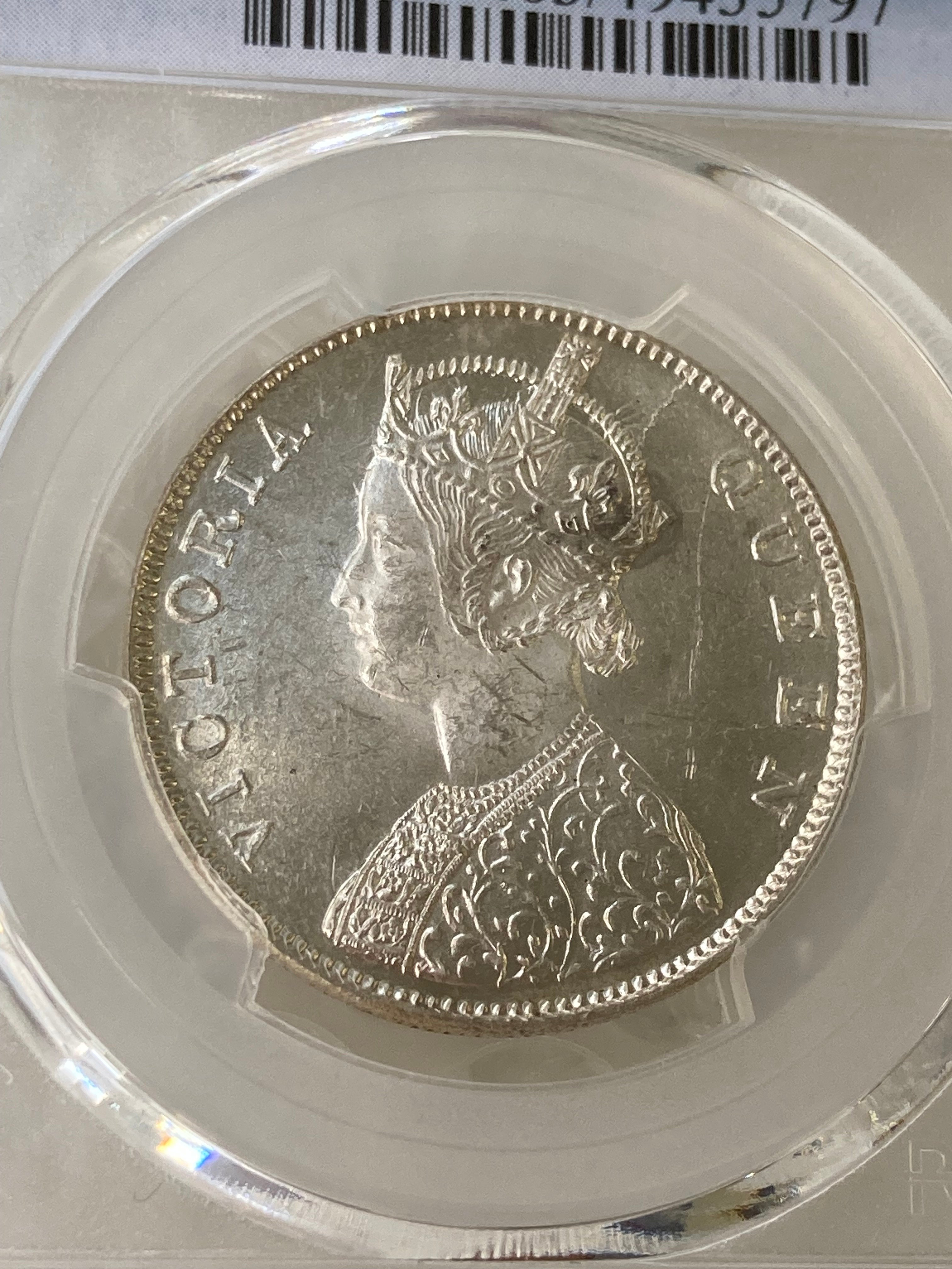 1888年 インド 1ルピー 銀貨 ヴィクトリア女王 PCGS鑑定　古銭 実質TopPop‼︎ QUEEN刻印碑文】 PCGS鑑定MS63 英領インド 1ルピー銀貨