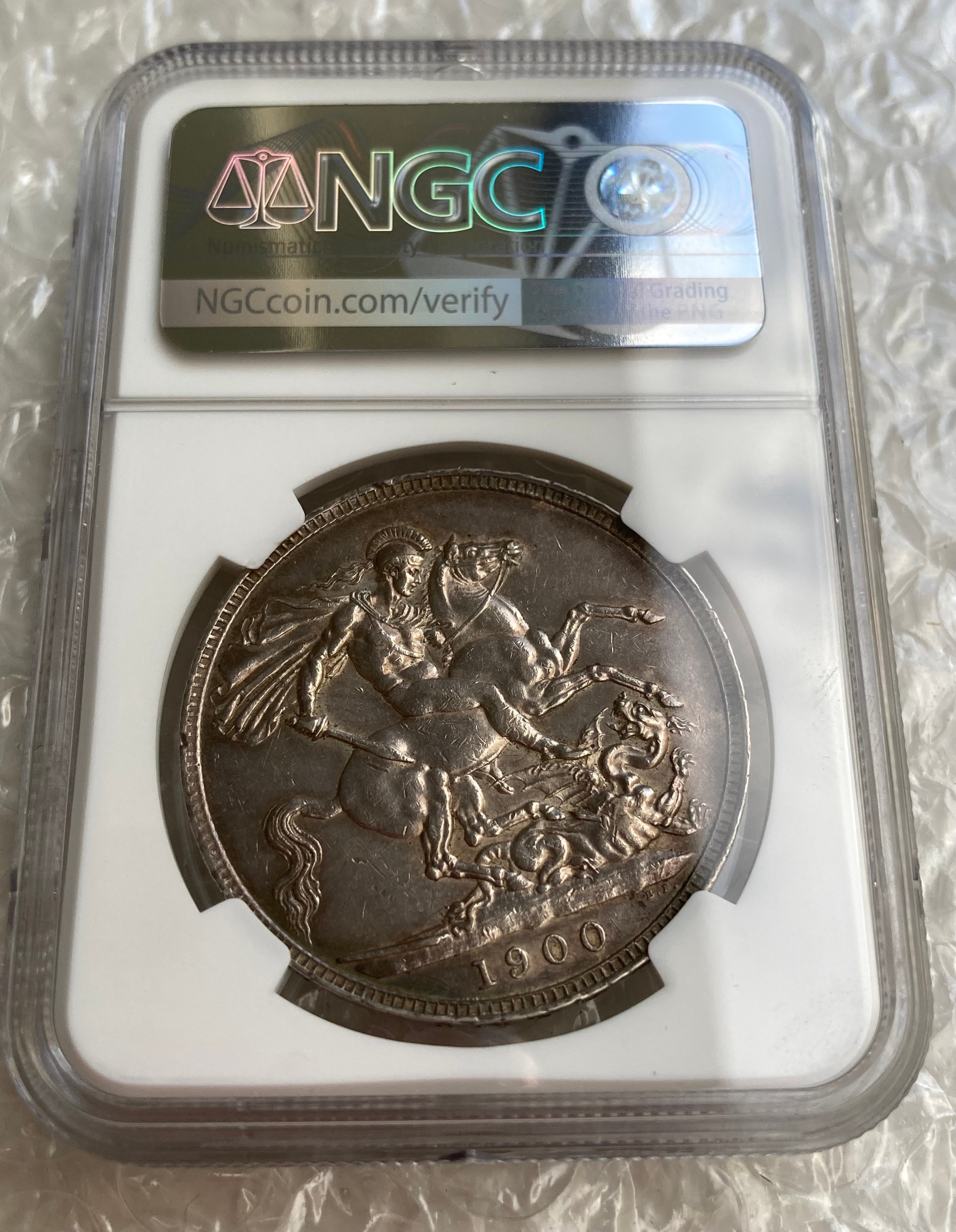 1900年LⅧ クラウン銀貨 ヴィクトリア女王 ヴェールヘッド NGC鑑定AU