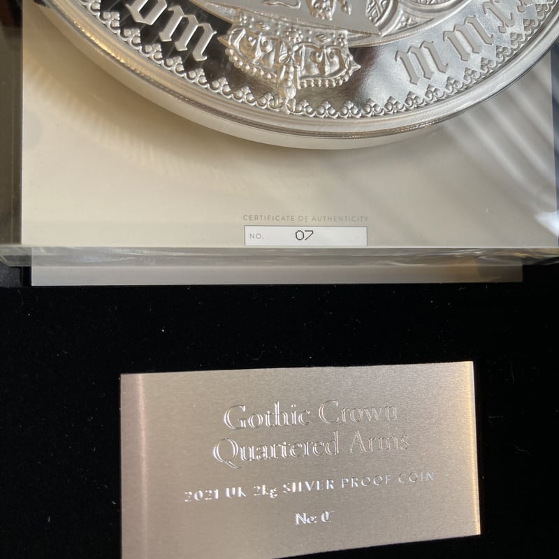 発行50枚・超大型2kg銀貨】 ゴチッククラウン 2021 ロイヤルミント 2