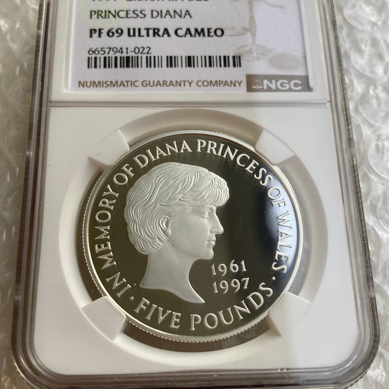 NGC鑑定PF69UC 1999年 イギリス ダイアナ妃追悼祈念 5ポンド銀貨