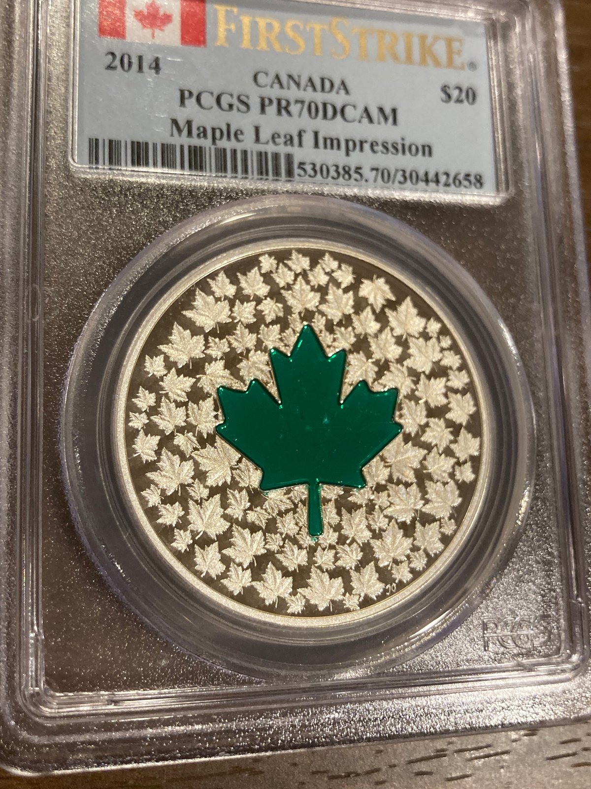 【メイプル銀貨】2014 カナダ Impression (Green) fit=scale-down,w=1200