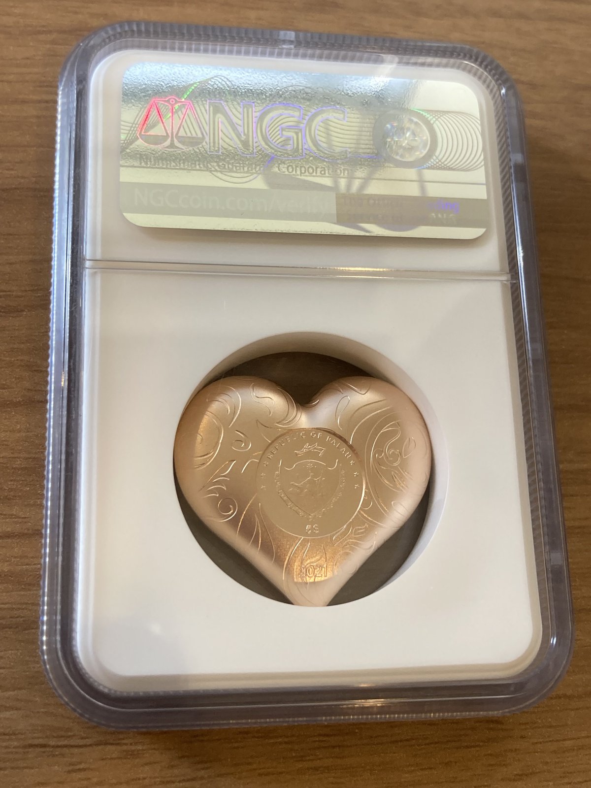2023年 スカラベ 5ドル 銀貨 パラオ NGC MS70 アンティークド パラオ 2023年 スカラベとクフ王 5ドル銀貨クリスタル付