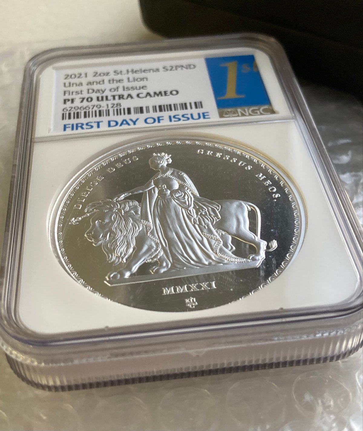 2021年 セントヘレナ ウナとライオン マスターピース 2オンス銀貨 PF69 2021年 セントヘレナ ウナとライオン マスターピース 2オンス銀貨 PF69