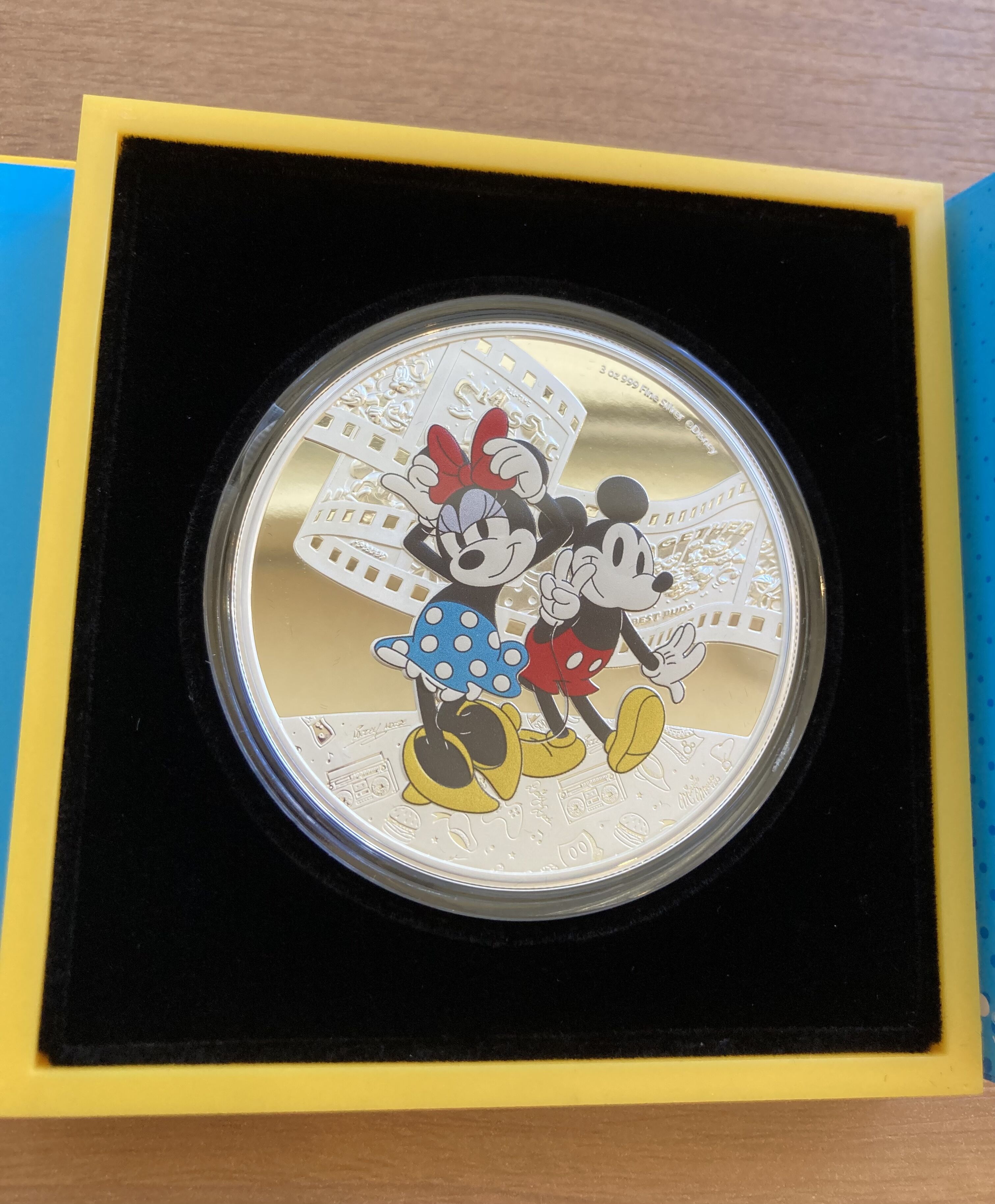 3オンス銀貨 ニウエ ディズニー ミッキーアンドフレンズ ミニー