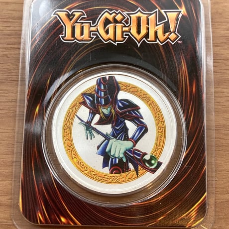 【25周年記念版】 遊戯王 ダーク（ブラック）・マジシャン ニウエ国 2023年 1オンス 2ドル銀貨 シルバーコイン 武藤遊戯  ※トレカ・トレーディングカードではない