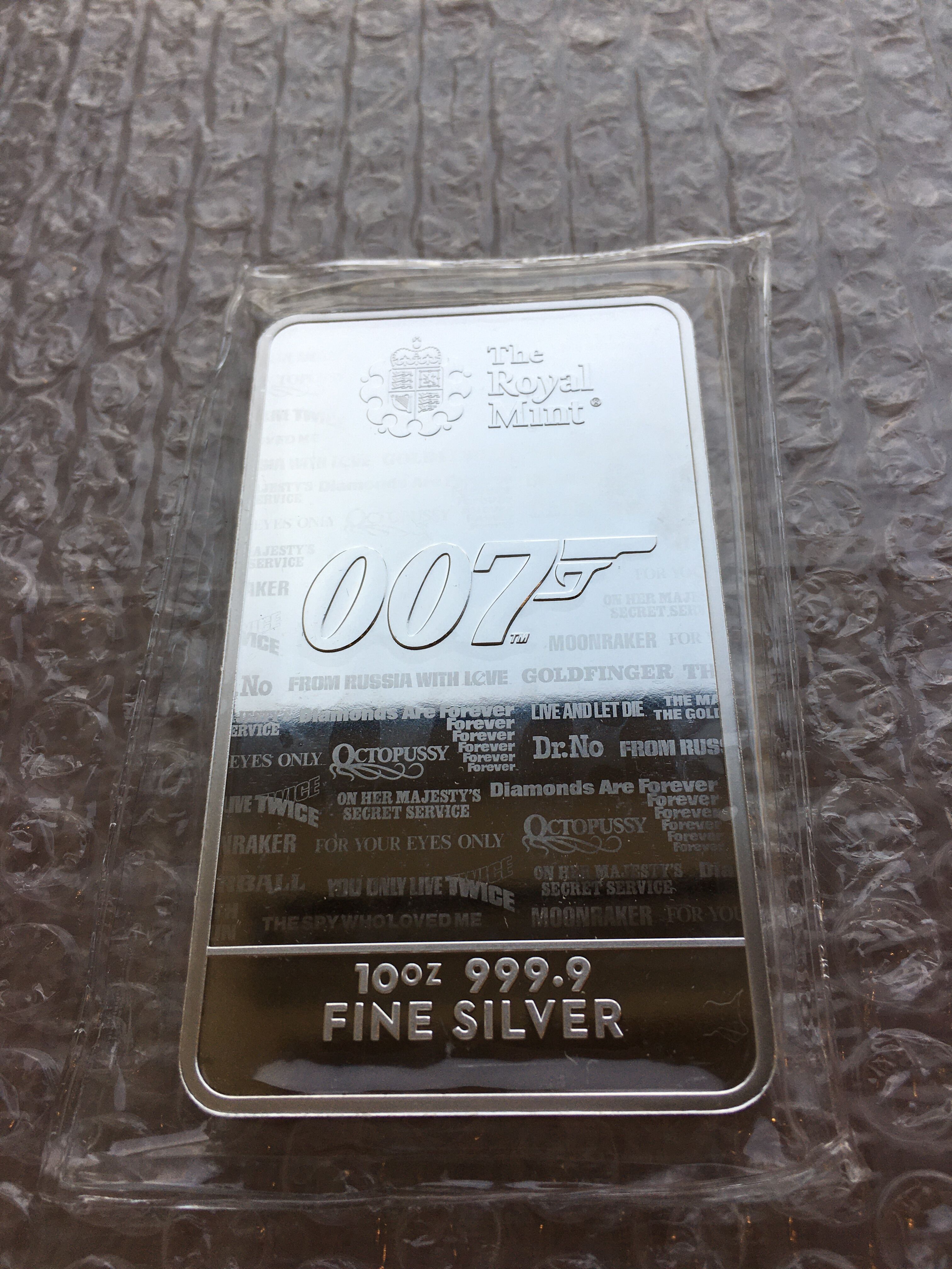 イギリス　10ペンス銀貨　007ジェームズ・ボンド（Bond）の「B」 original