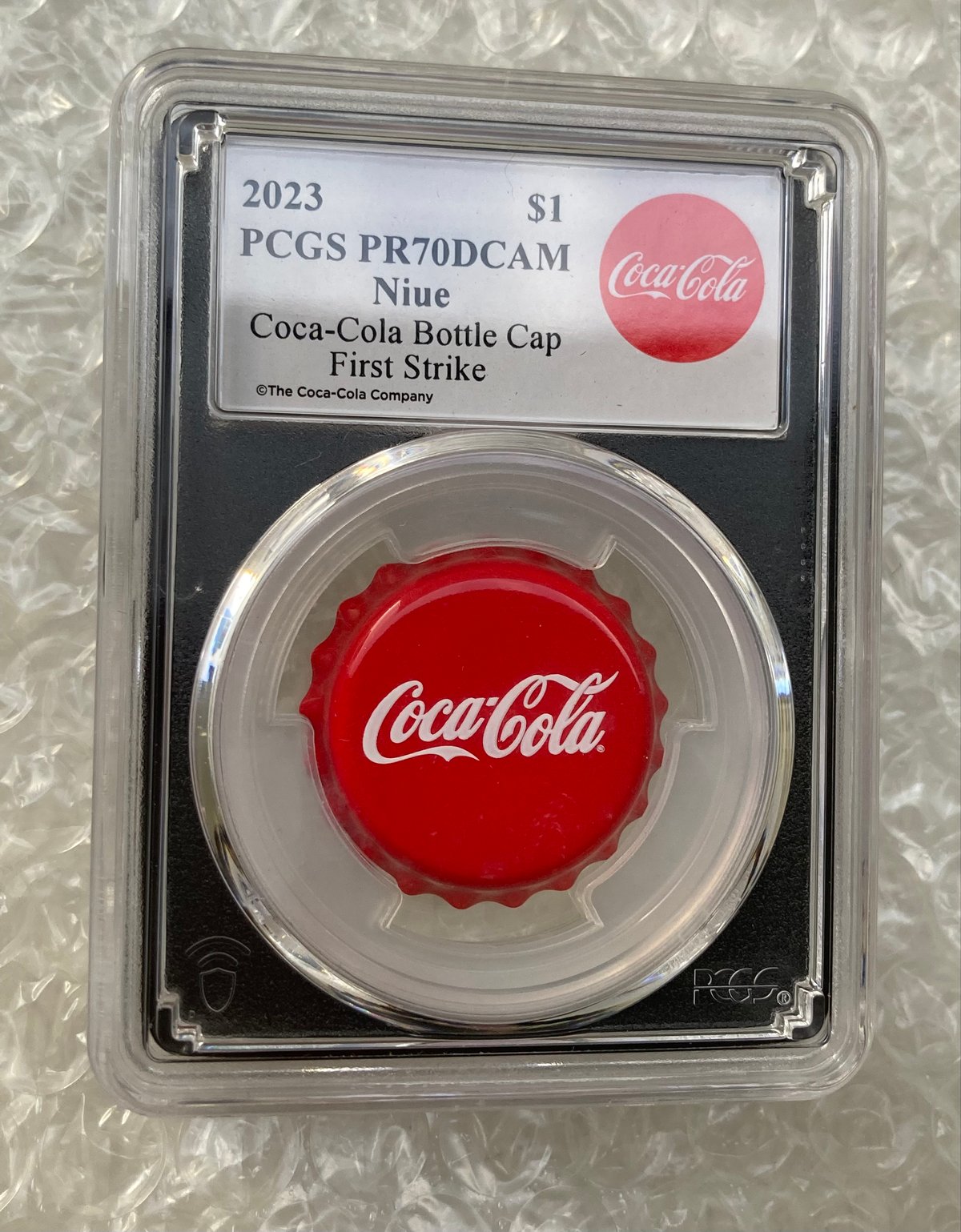 2023年 ニウエ コカ・コーラ® ポーラーベア ボトル キャップ $1 銀貨 2023年 ニウエ コカ・コーラ® ポーラーベア ボトル キャップ $1 銀貨