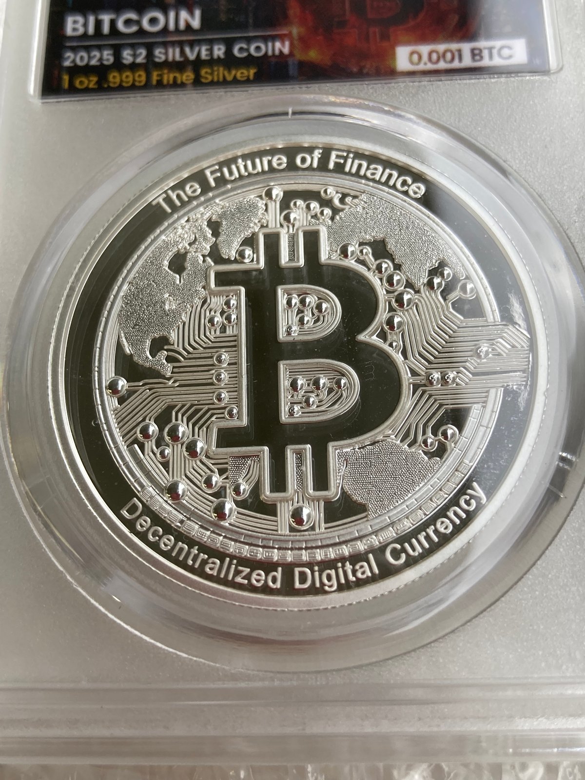 0.001BTCが内蔵】ビットコイン モチーフ ミントパーフェクトスラブ入り