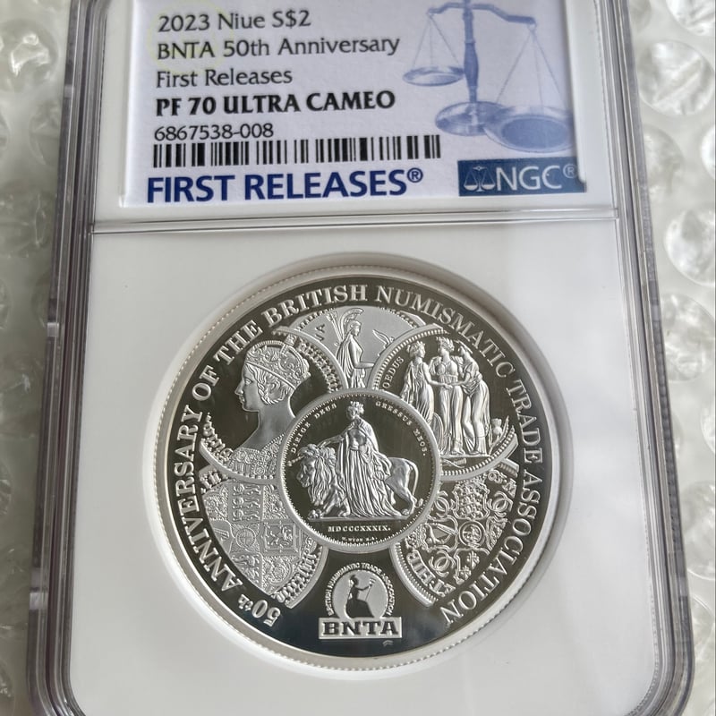 ウナとライオン・スリーグレイセス・ゴチッククラウン全部乗せデザイン