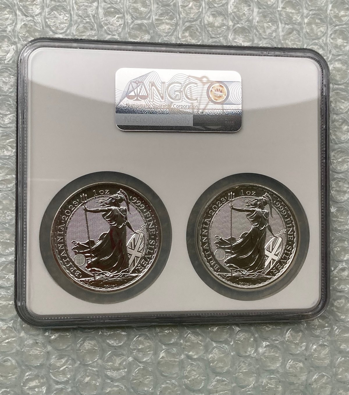 NGC MS64】1999 イギリス エリザベス女王 ブリタニア銀貨