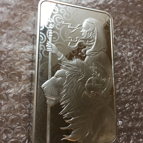 【100オンス(3kg超)・シルバーバー】2021 ロイヤルミント ウナとライオン 100oz 銀棒 銀板  インゴット 英国 イギリス Royal Mint Una Lion silver bar