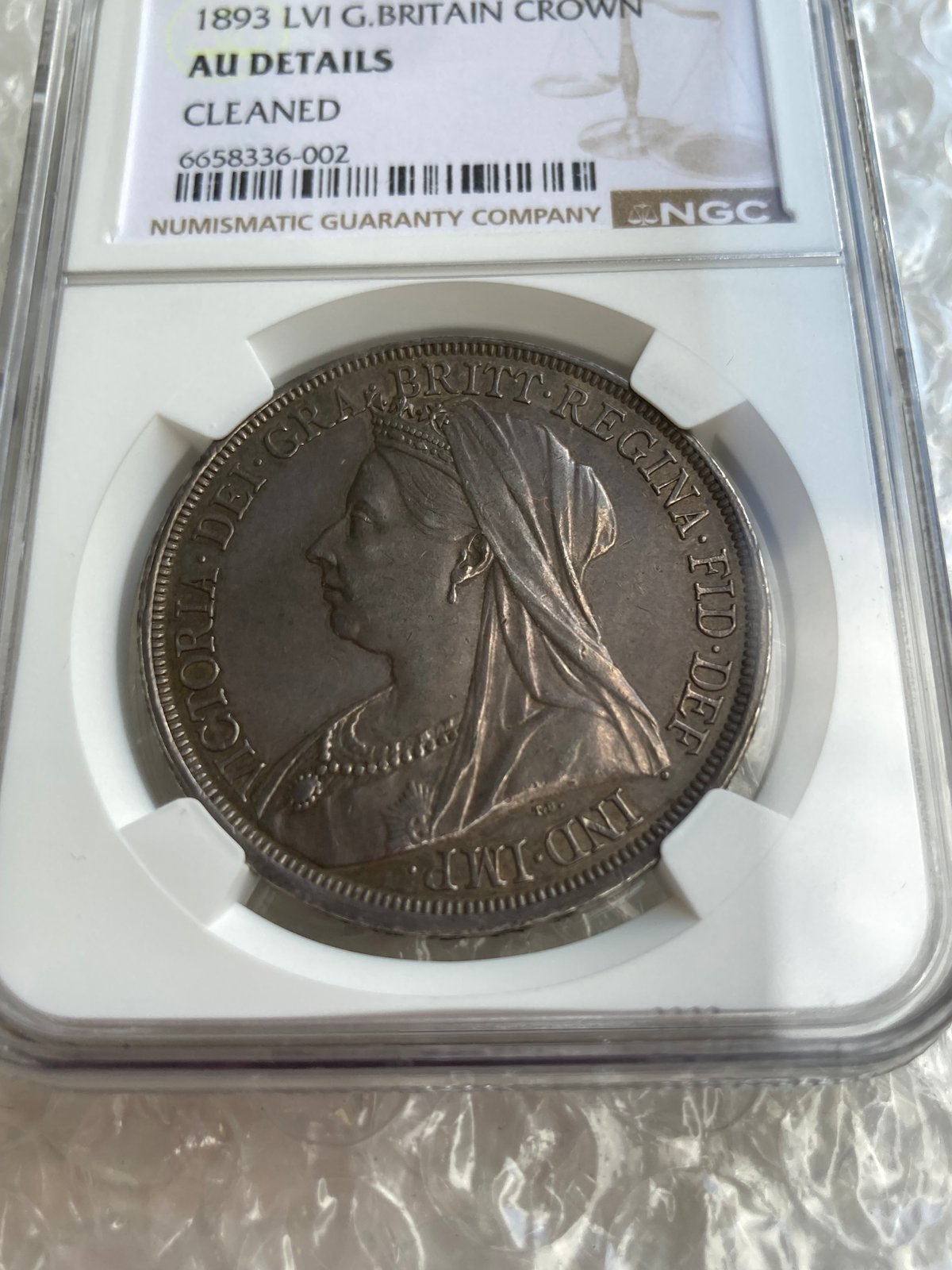 1893年LⅥ クラウン銀貨 ヴィクトリア女王 ヴェールヘッド NGC鑑定AU