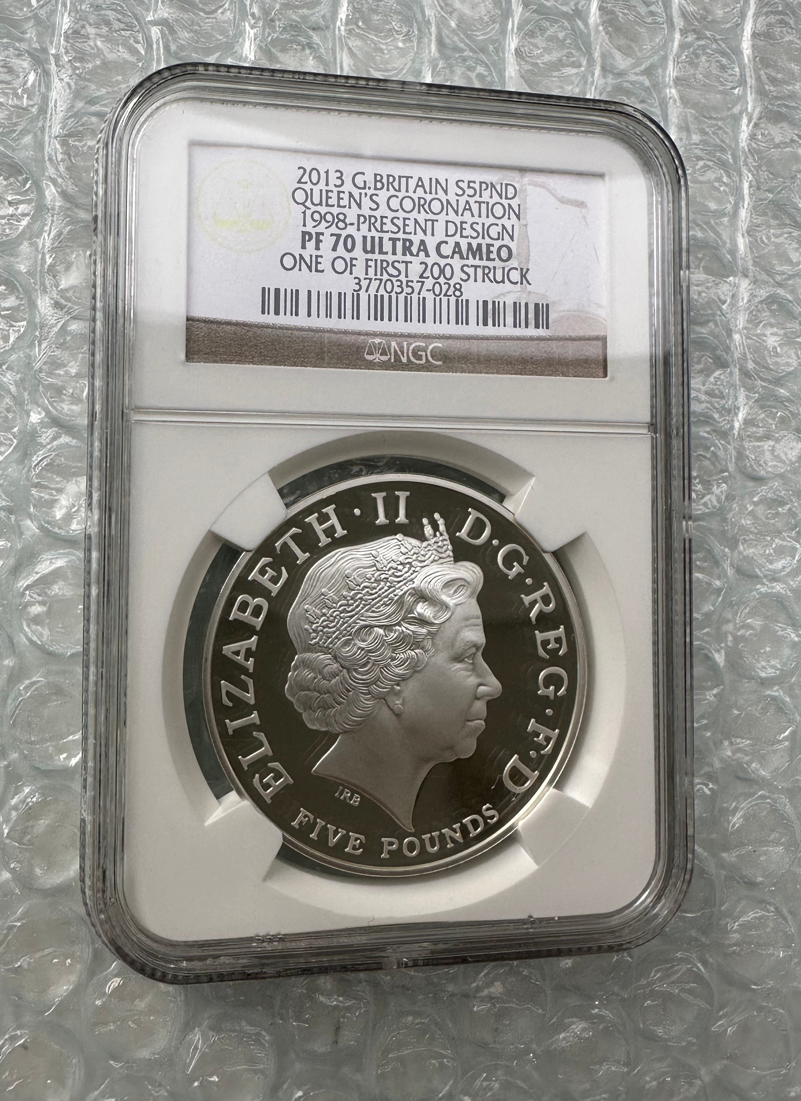 エリザベス2世 戴冠60周年記念 5ポンド銀貨 2013年 NGC鑑定PF70 2013年 エリザベス女王 戴冠60周年記念 5ポンド銀貨 英国