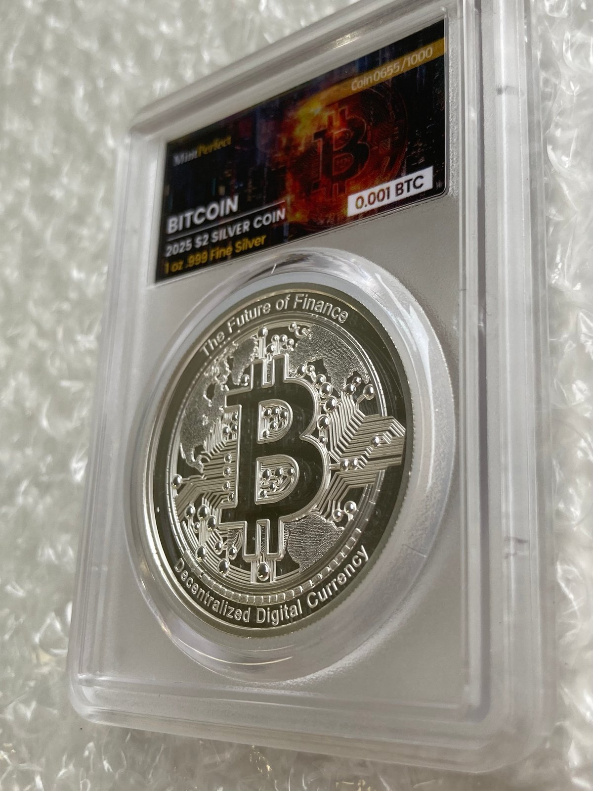 0.001BTCが内蔵】ビットコイン モチーフ ミントパーフェクトスラブ入り