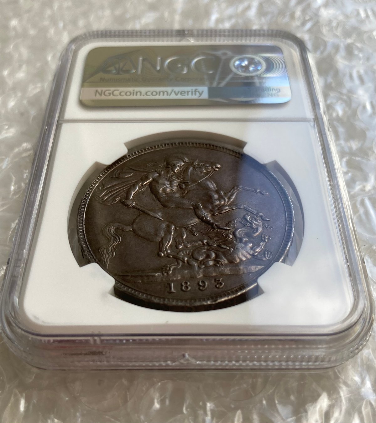 1893年LⅥ クラウン銀貨 ヴィクトリア女王 ヴェールヘッド NGC鑑定AU