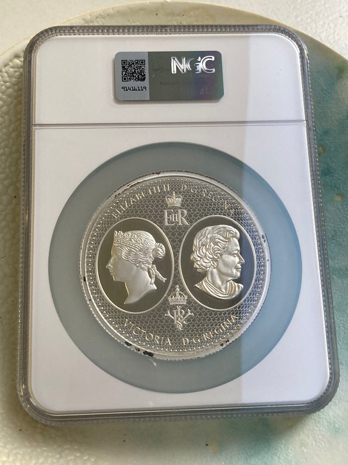 NGC鑑定PF69・100カナダドル版】カナダのウナとライオン 10オンス銀貨