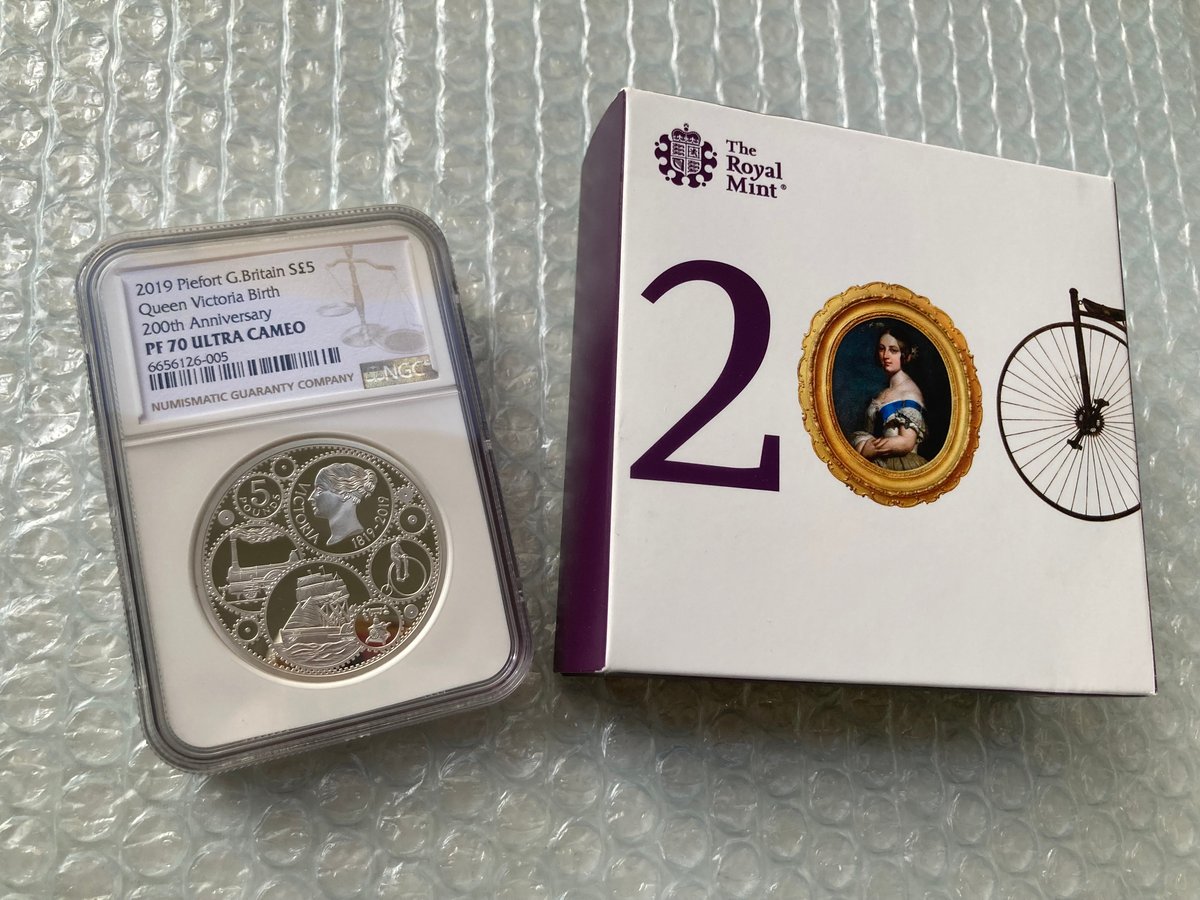 最高鑑定 イギリス 2023年 PF70 ウルトラカメオ シャーリー・バッシー