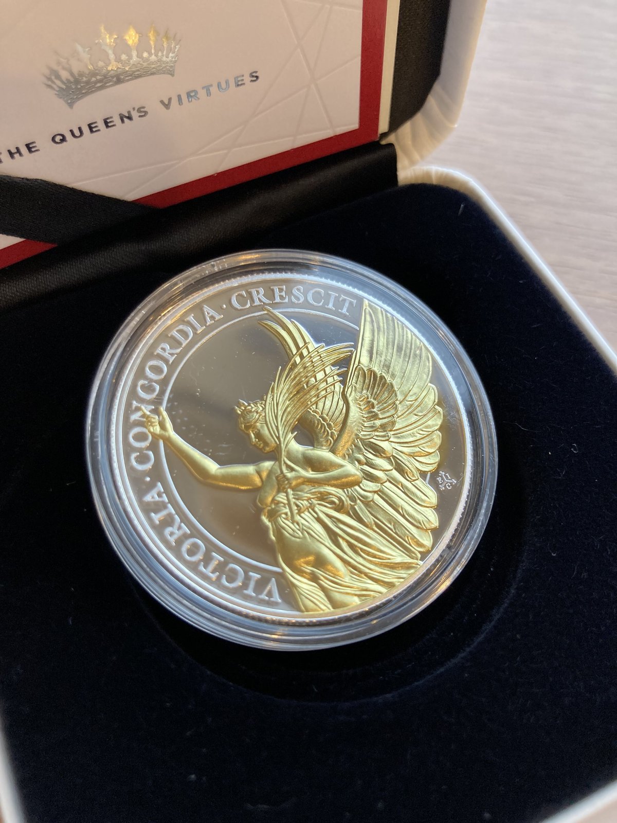 金メッキ版 セントヘレナ 2021 女王の美徳シリーズ 勝利 1オンス銀貨