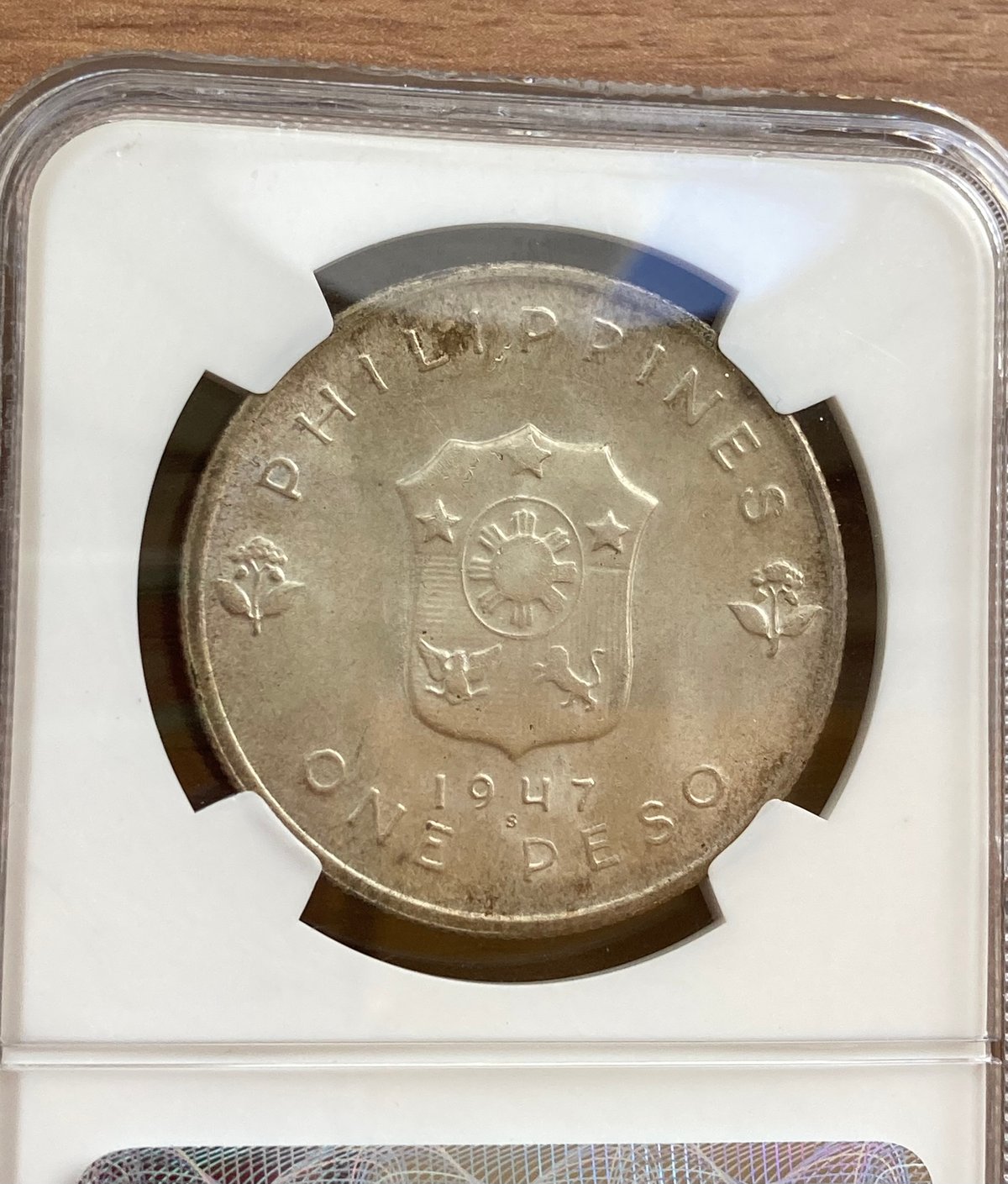 1947年 フィリピン マッカーサー 1ペソ銀貨　PCGS 高鑑定 1947年 フィリピン マッカーサー 1ペソ銀貨 PCGS 高鑑定 - メルカリ