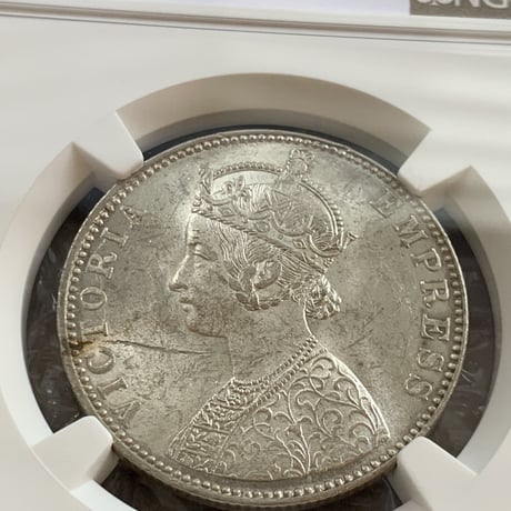 【ビカニール州版】NGC鑑定UNC 1892年 英国領インド 1ルピー銀貨 シルバーコイン イギリス INDIA RUPEE BIKANIR STATE ※DETAILS OBV DAMAGE
