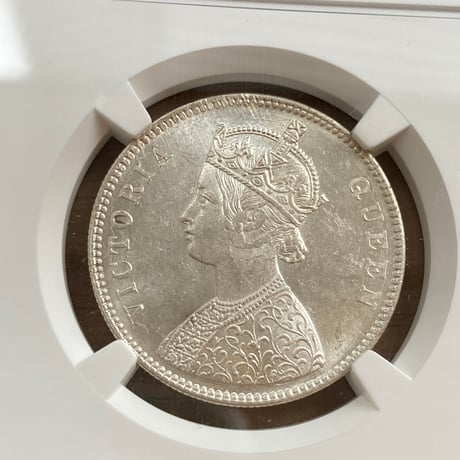 【QUEEN刻印碑文 】NGC鑑定MS62 英領インド 1ルピー銀貨 ヴィクトリア女王 皇帝 シルバーコイン 1862年(B)ボンベイミント アンティークコイン