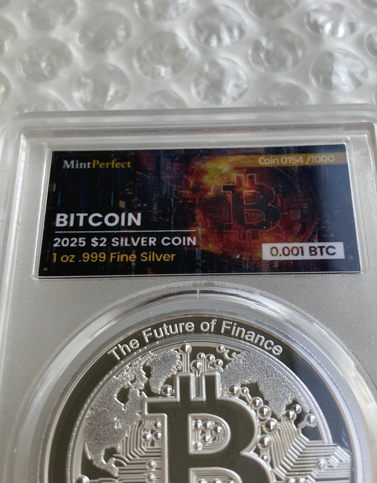 0.001BTCが内蔵!!】 ビットコイン モチーフ ミントパーフェクト