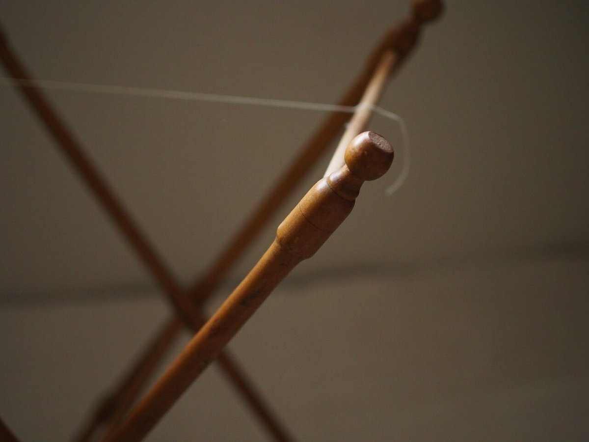 フランスアンティークトラバイユーズソーイングスタンド小サイズ