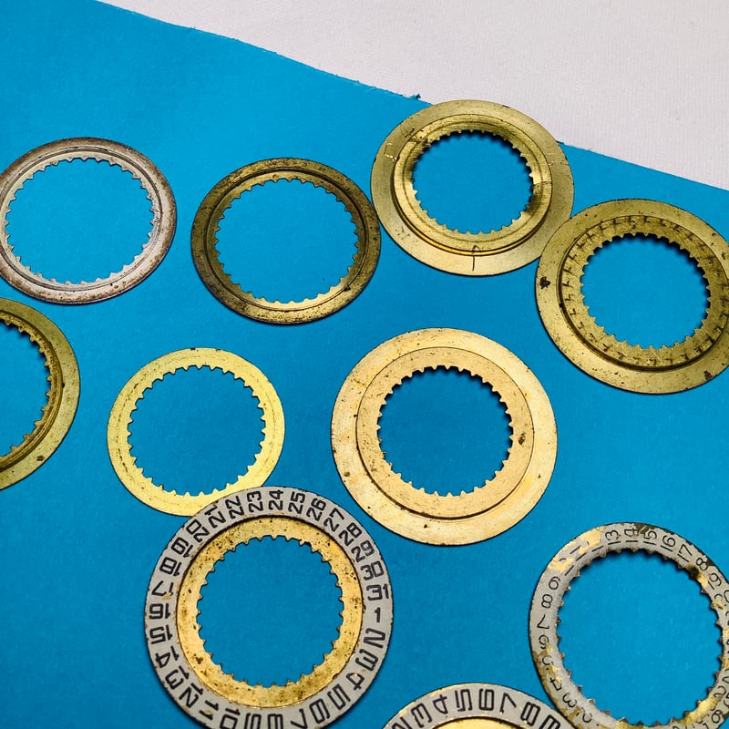 ヴィンテージ時計パーツ 日付け板2枚セット a-1300 | Ivy