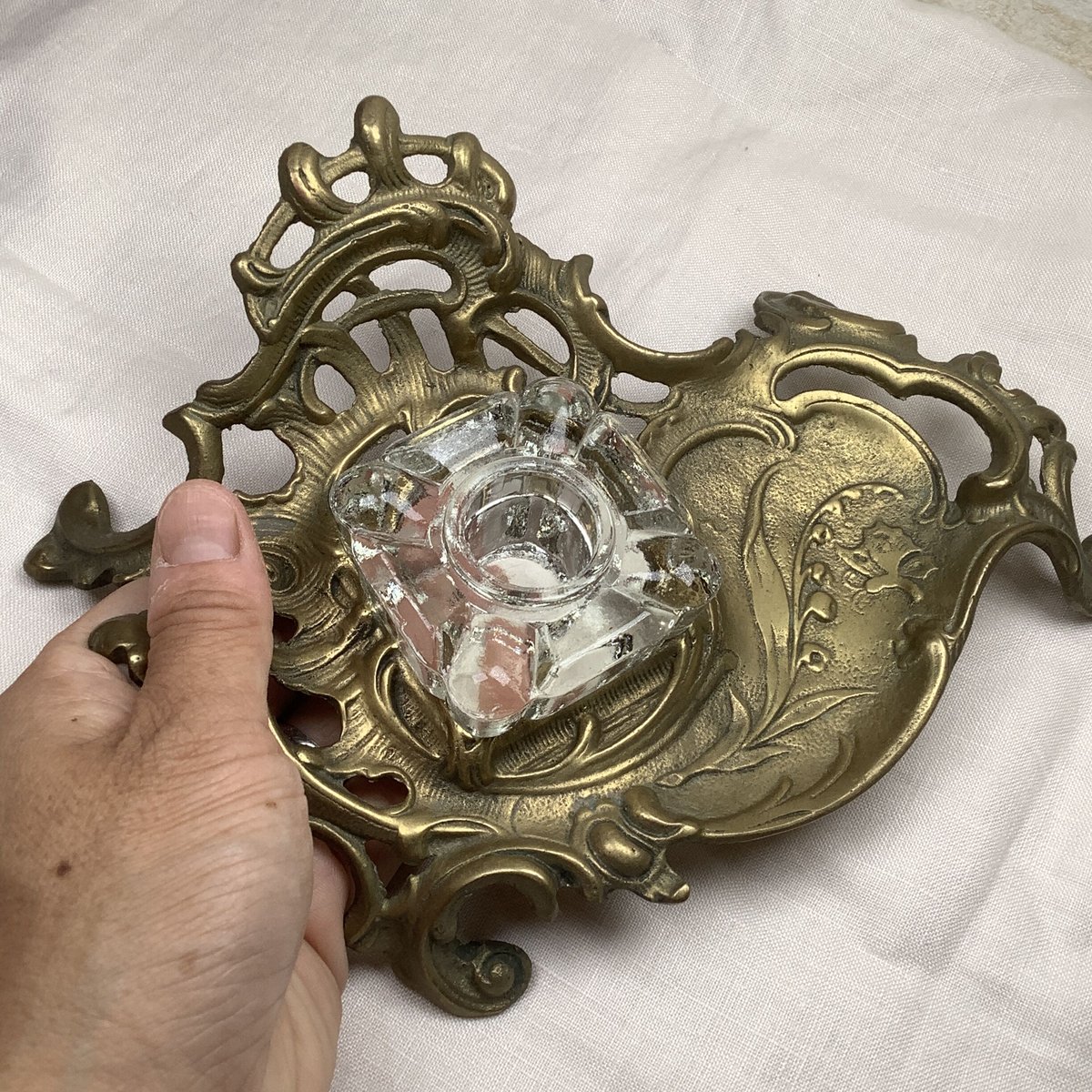 フランスアンティーク インク壺 花柄 ガラス ポット トレイ 小物入れ インクホルダー インク壺 ロカイユ装飾 | Brocante de La