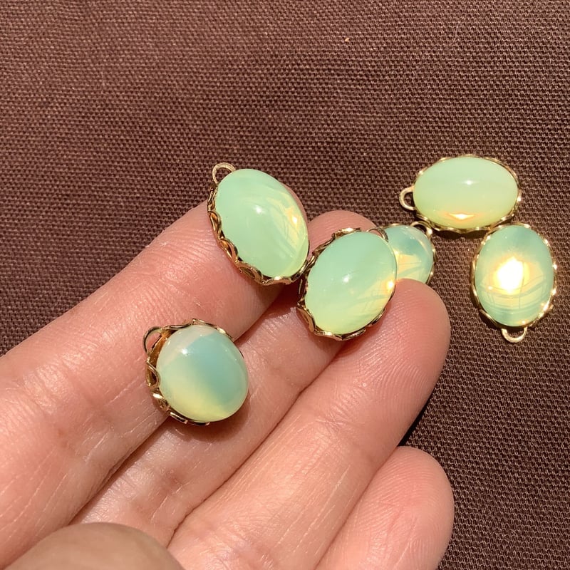 ヴィンテージボタン カボション ガラス ガラスカボション チェコガラス チェコガラスカボション14x10セッティング付き a-1448 | Ivy