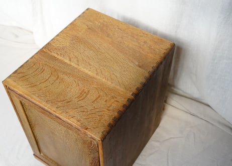 扉に秘められた引き出し
