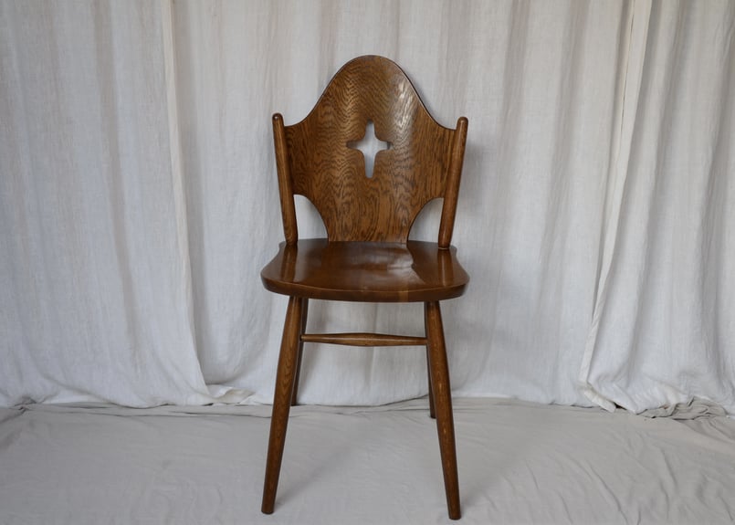 風合いのある十字架の椅子 | CASPITAntique